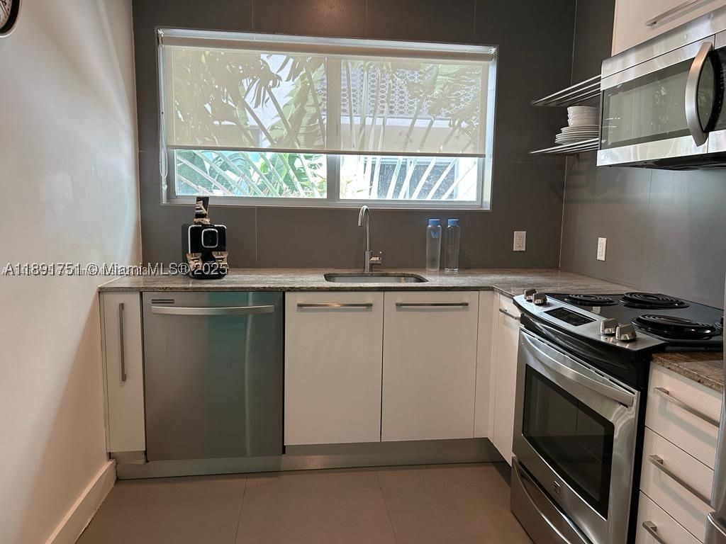 Real estate property located at 1816 Meridian Ave #18, Miami-dade, 1818 Meridian House Condo, Miami Beach, FL