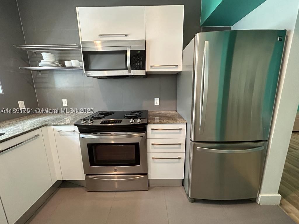 Real estate property located at 1816 Meridian Ave #18, Miami-dade, 1818 Meridian House Condo, Miami Beach, FL