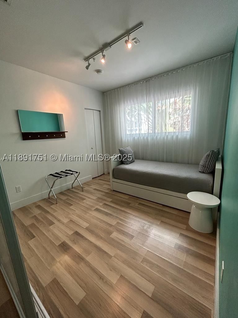 Real estate property located at 1816 Meridian Ave #18, Miami-dade, 1818 Meridian House Condo, Miami Beach, FL