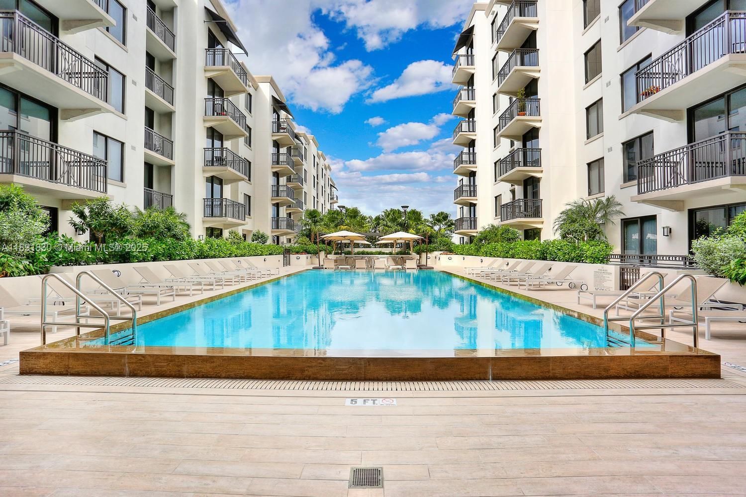 Real estate property located at 301 Altara Ave #419, Miami-dade, Merrick Manor Condo, Coral Gables, FL