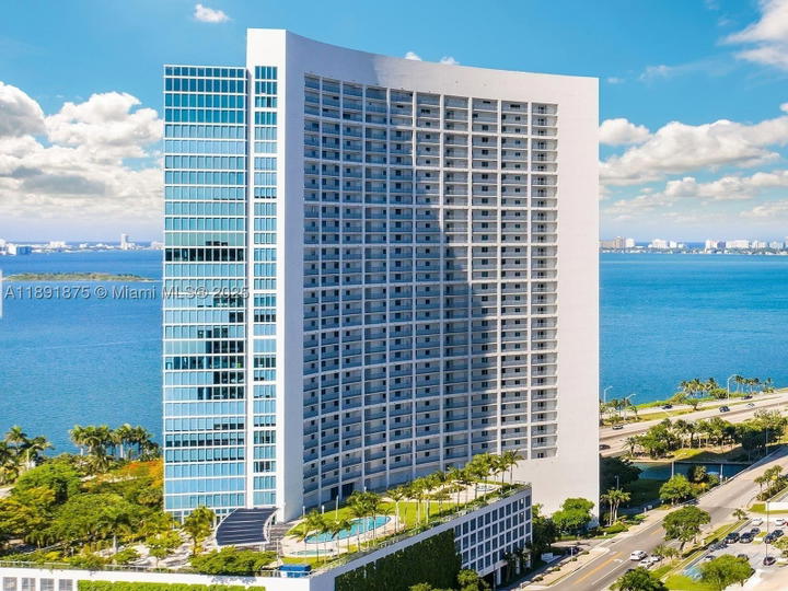 Real estate property located at 601 36th St #2206, Miami-dade, Blue Condo, Miami, FL