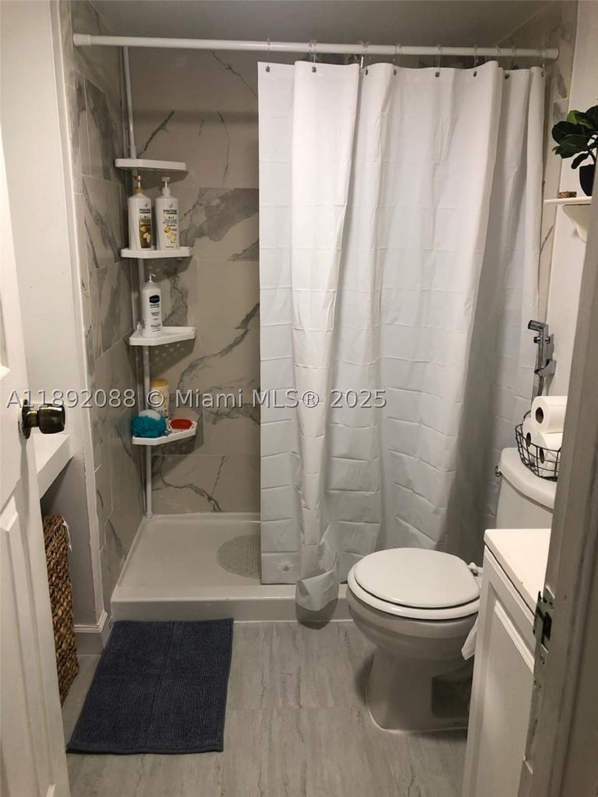 Real estate property located at 4675 18th Ct #1011, Miami-dade, Plaza Of Westland Condo, Hialeah, FL