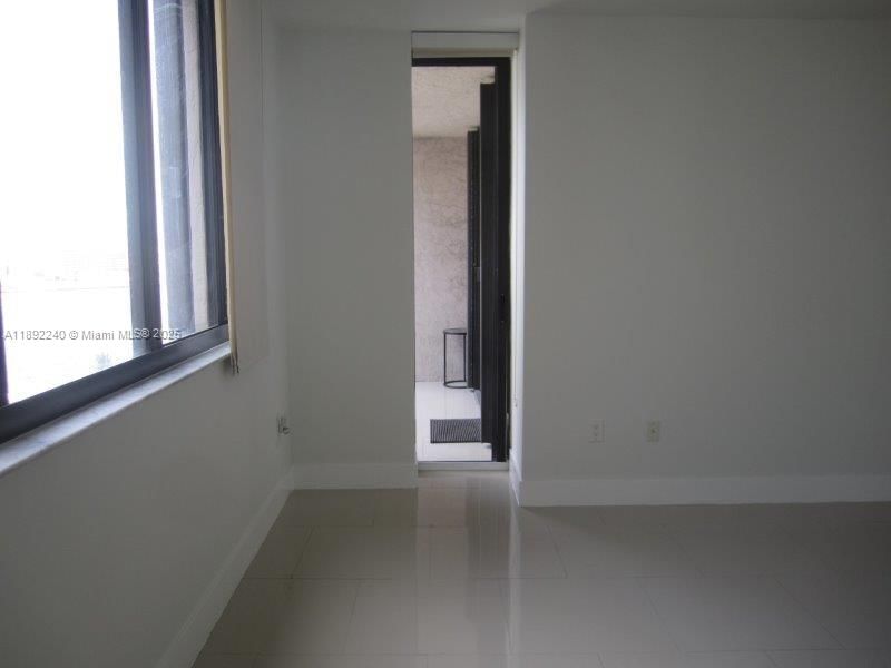Real estate property located at 540 Brickell Key Dr #1602, Miami-dade, Brickell Key Ii Condo, Miami, FL