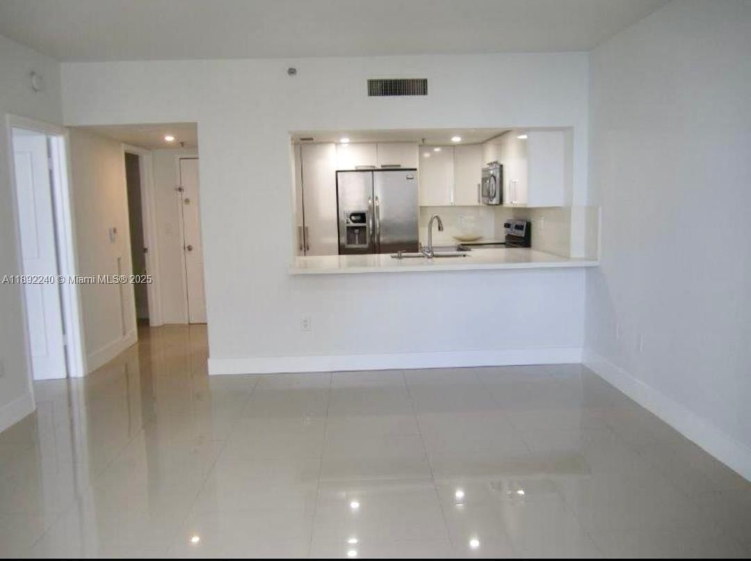 Real estate property located at 540 Brickell Key Dr #1602, Miami-dade, Brickell Key Ii Condo, Miami, FL