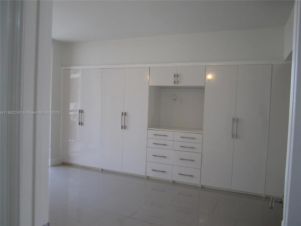Real estate property located at 540 Brickell Key Dr #1602, Miami-dade, Brickell Key Ii Condo, Miami, FL