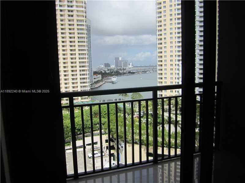 Real estate property located at 540 Brickell Key Dr #1602, Miami-dade, Brickell Key Ii Condo, Miami, FL