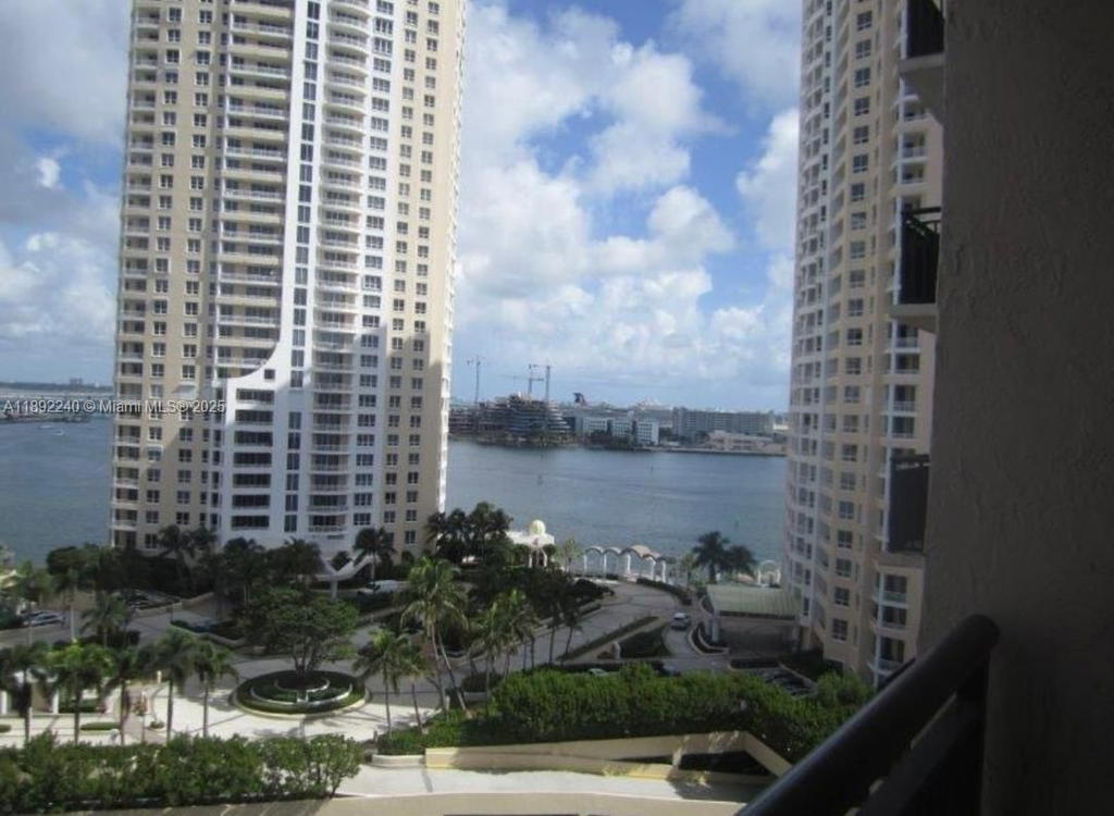 Real estate property located at 540 Brickell Key Dr #1602, Miami-dade, Brickell Key Ii Condo, Miami, FL