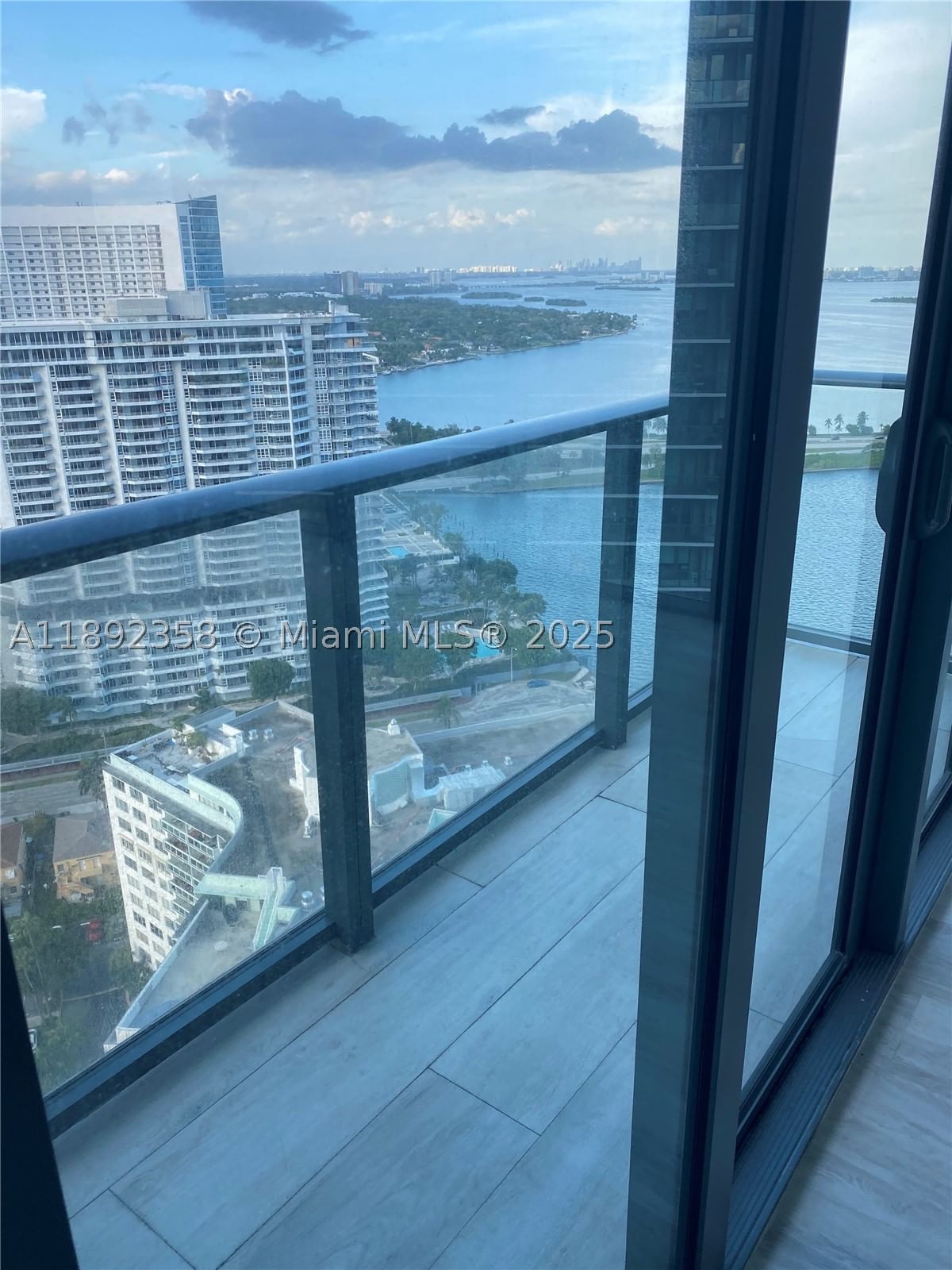 Real estate property located at 650 32nd St #3108, Miami-dade, Paraiso Bay Condo, Miami, FL