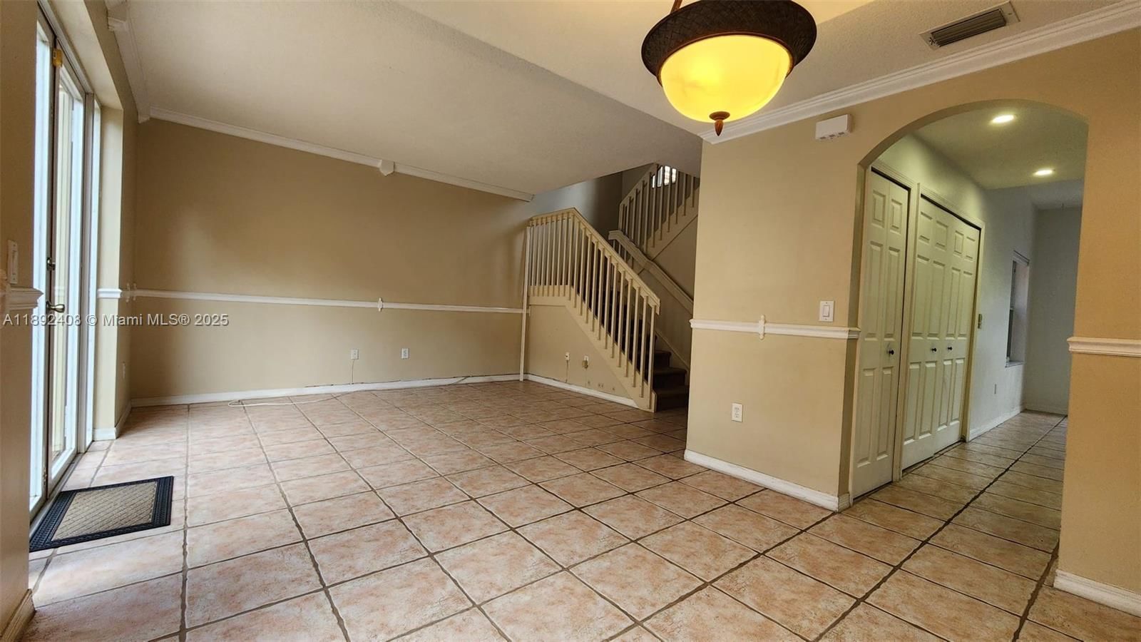 Real estate property located at 8531 139 Ter #1409, Miami-dade, Villa Vizcaya Condo, Miami Lakes, FL