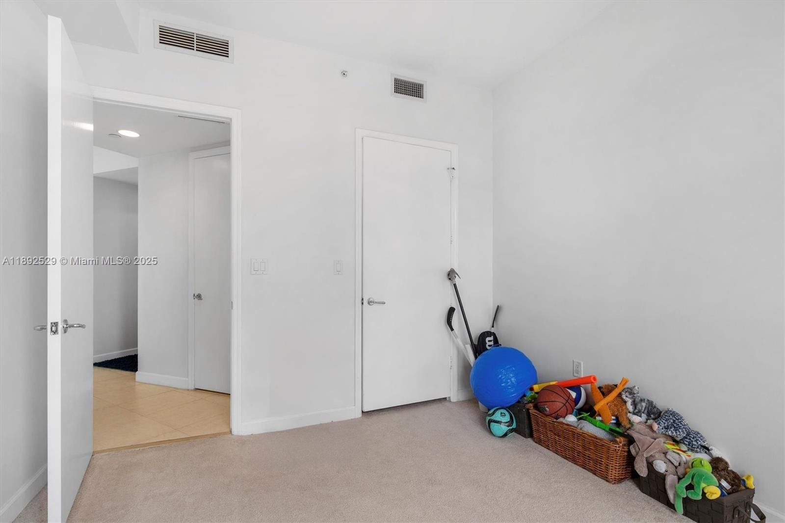 Real estate property located at 20000 Country Club Dr PH01, Miami-dade, Turnberry Vlg No Tower Co, Aventura, FL