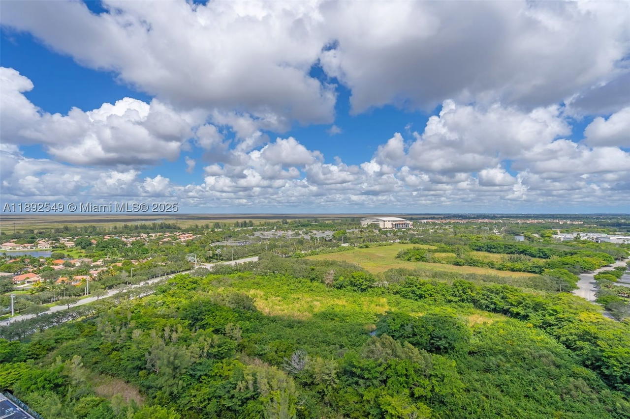 Real estate property located at 2000 Metropica Way #2001, Broward, Metropica North Tower One, Sunrise, FL