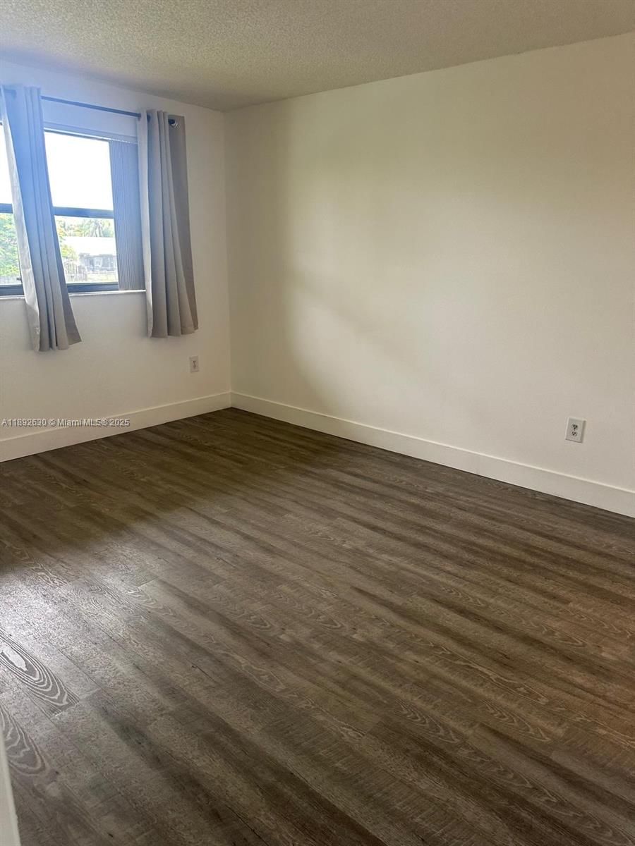 Real estate property located at 9941 Nob Hill Ln #9941, Broward, Villas De Venezia Condo, Sunrise, FL