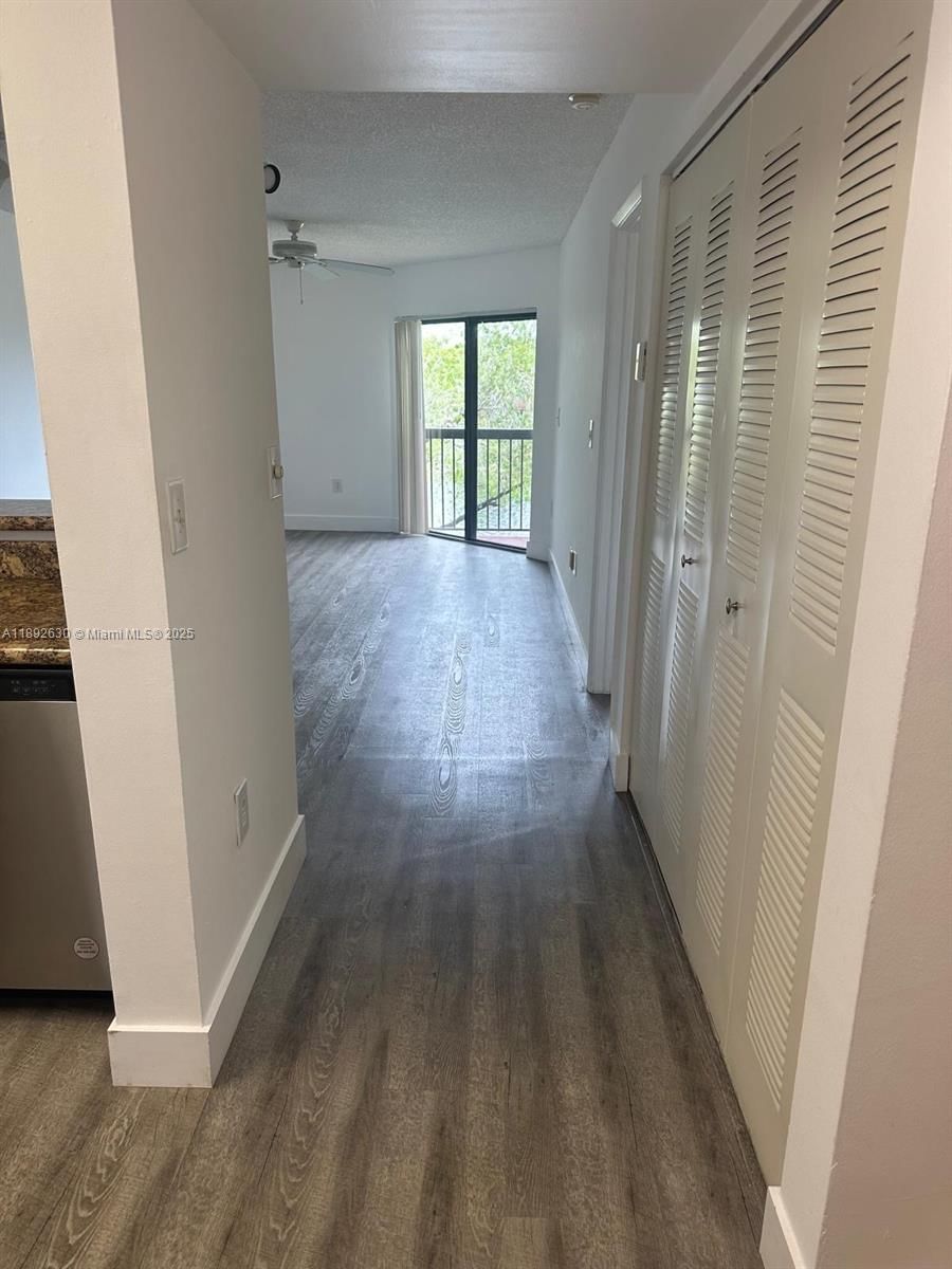 Real estate property located at 9941 Nob Hill Ln #9941, Broward, Villas De Venezia Condo, Sunrise, FL