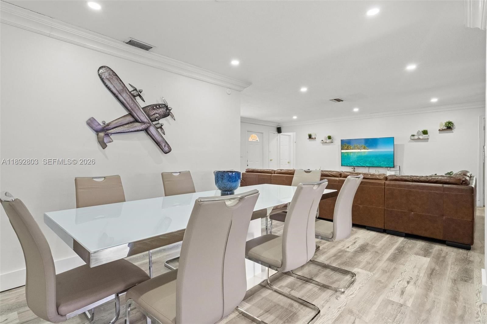 Real estate property located at 9200 21st Mnr, Broward, Sunrise Golf Village Sec, Sunrise, FL