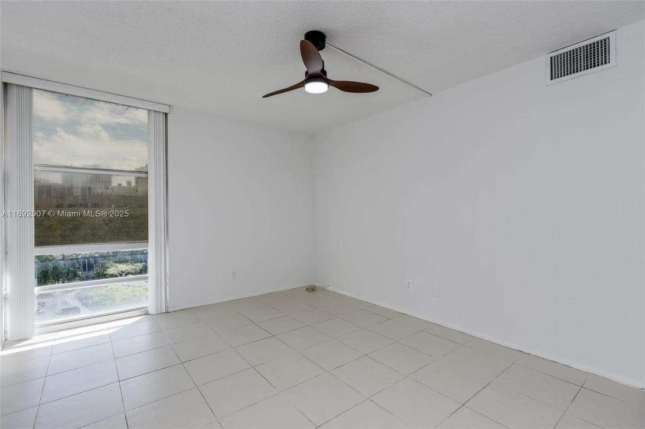 Real estate property located at 210 172nd St #432, Miami-dade, Avila South Condo, Sunny Isles Beach, FL
