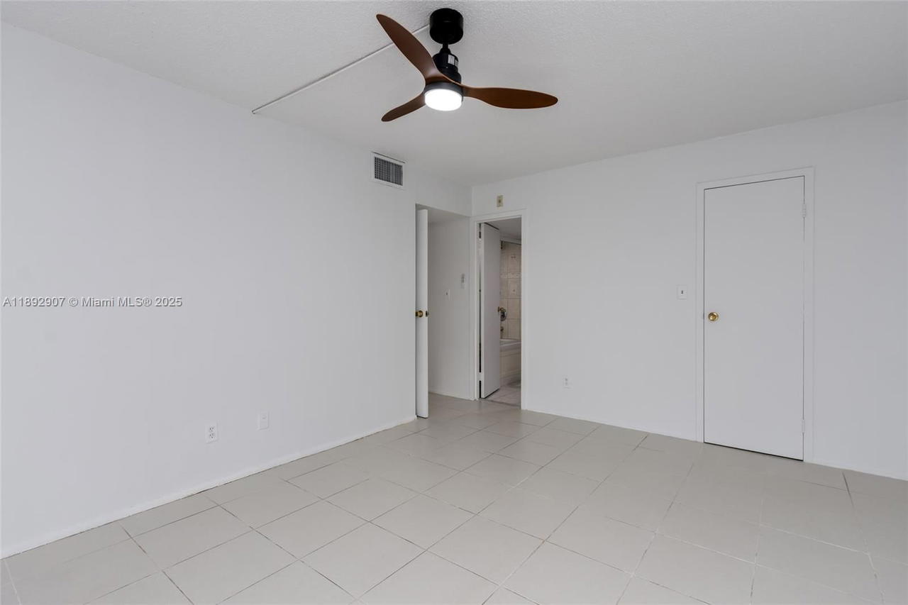 Real estate property located at 210 172nd St #432, Miami-dade, Avila South Condo, Sunny Isles Beach, FL