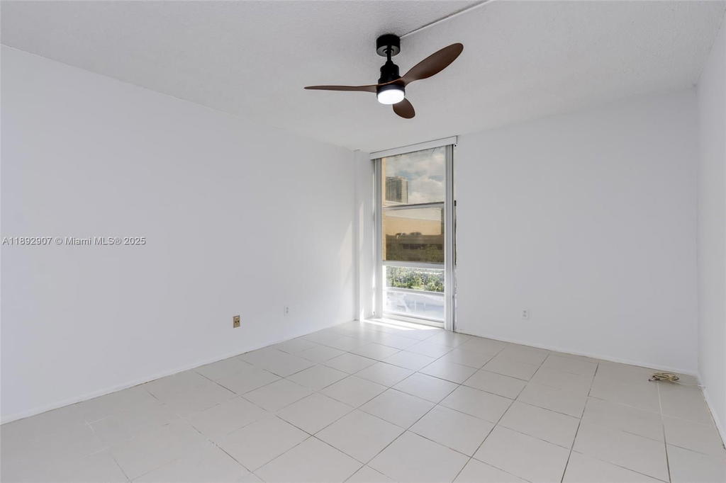 Real estate property located at 210 172nd St #432, Miami-dade, Avila South Condo, Sunny Isles Beach, FL