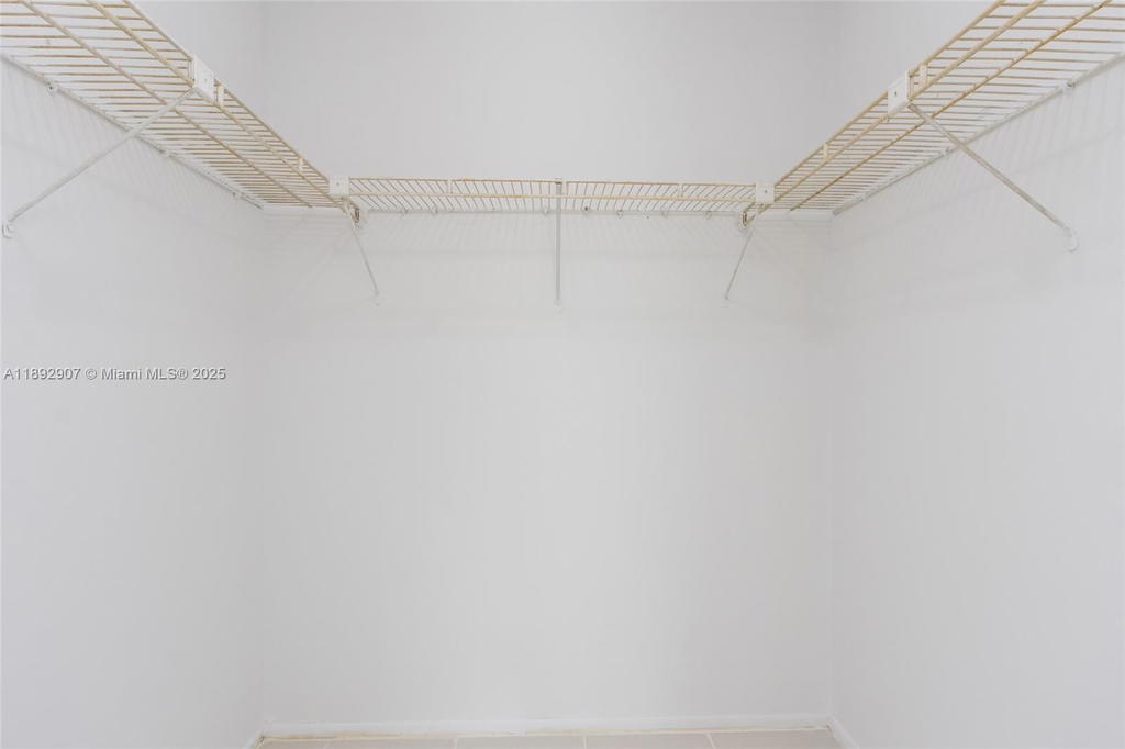 Real estate property located at 210 172nd St #432, Miami-dade, Avila South Condo, Sunny Isles Beach, FL