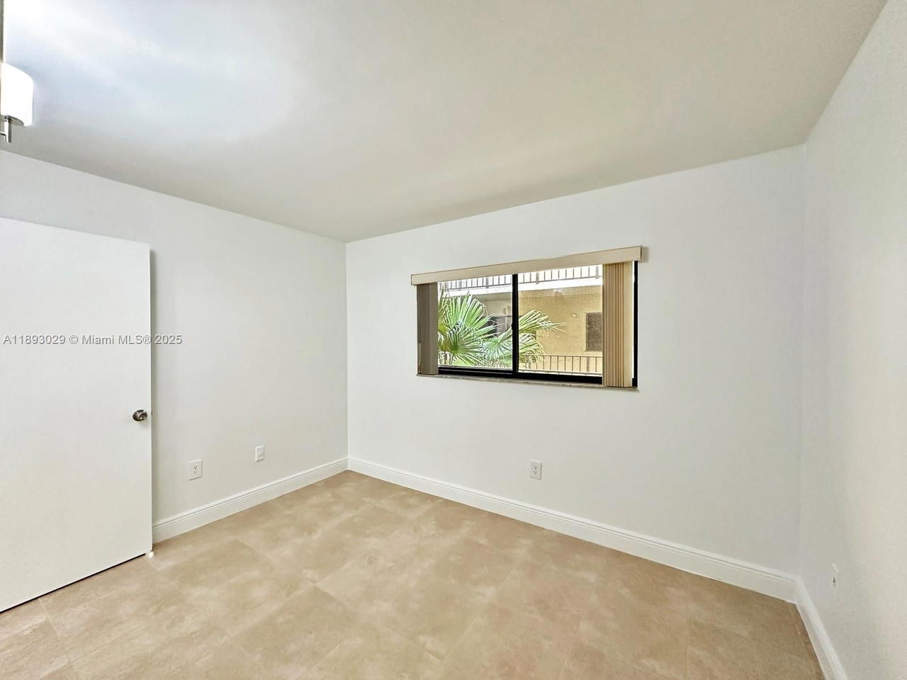 Real estate property located at 8035 107th Ave #211, Miami-dade, The Horizons Condo #1, Miami, FL