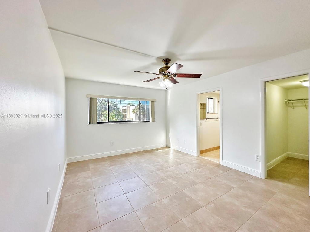 Real estate property located at 8035 107th Ave #211, Miami-dade, The Horizons Condo #1, Miami, FL