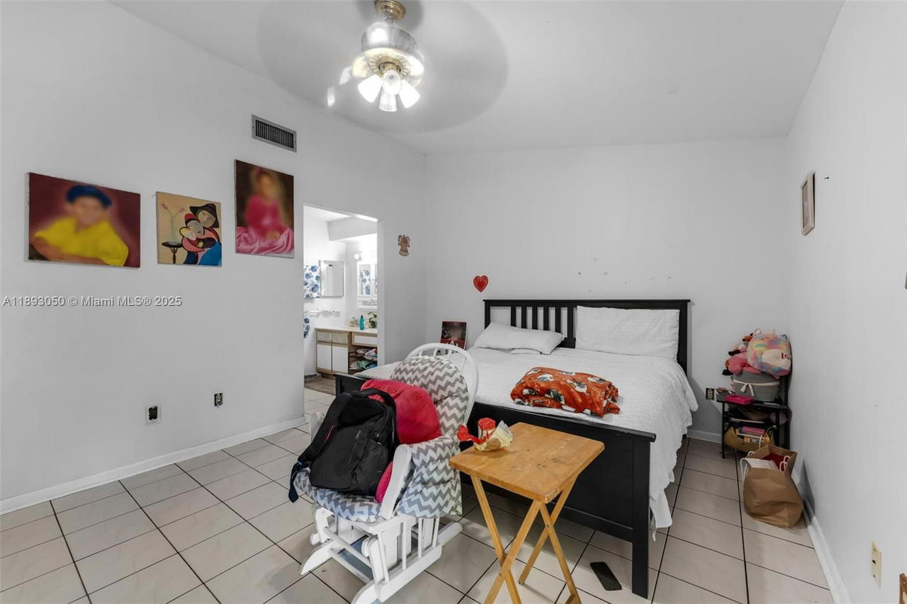 Real estate property located at 14301 146th Ter, Miami-dade, Country Walk Sec 5, Miami, FL