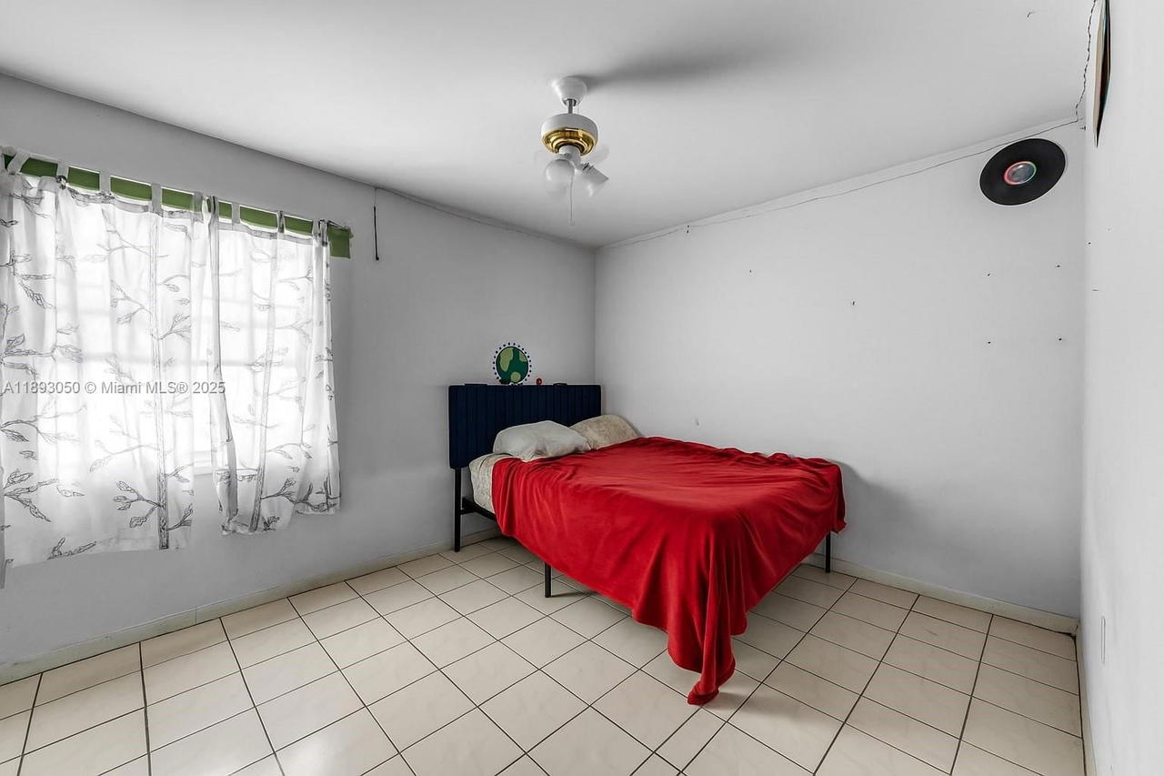 Real estate property located at 14301 146th Ter, Miami-dade, Country Walk Sec 5, Miami, FL