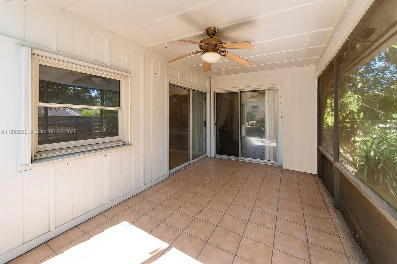 Real estate property located at 14301 146th Ter, Miami-dade, Country Walk Sec 5, Miami, FL