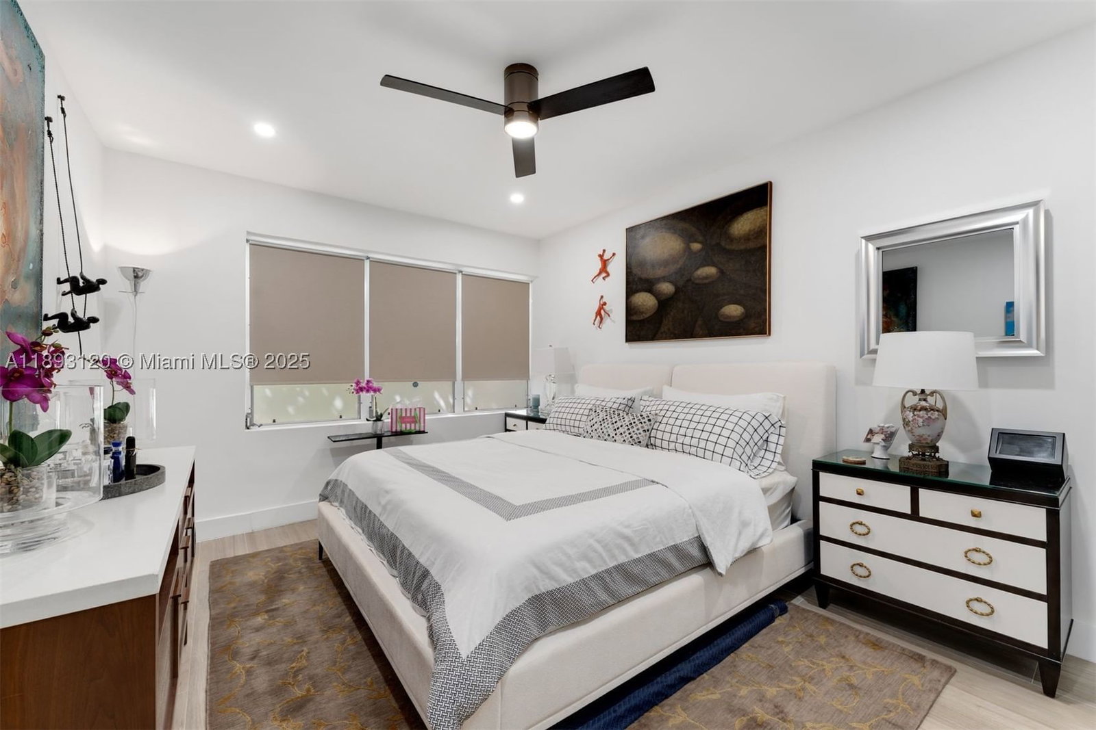 Real estate property located at 4720 Pine Tree Drive #2, Miami-dade, The Esquire House, Miami Beach, FL