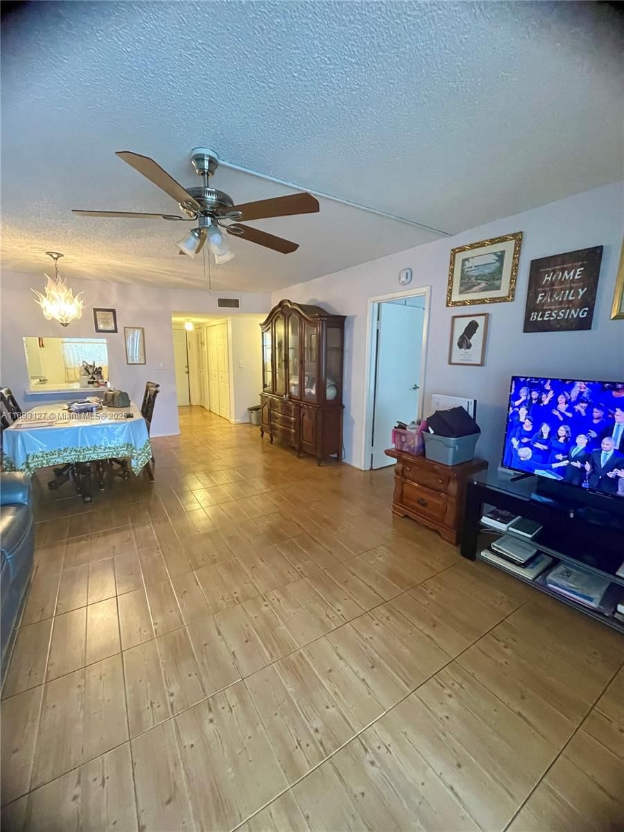 Real estate property located at 8351 Sands Point Blvd A204, Broward, Sands Point Condominium I, Tamarac, FL