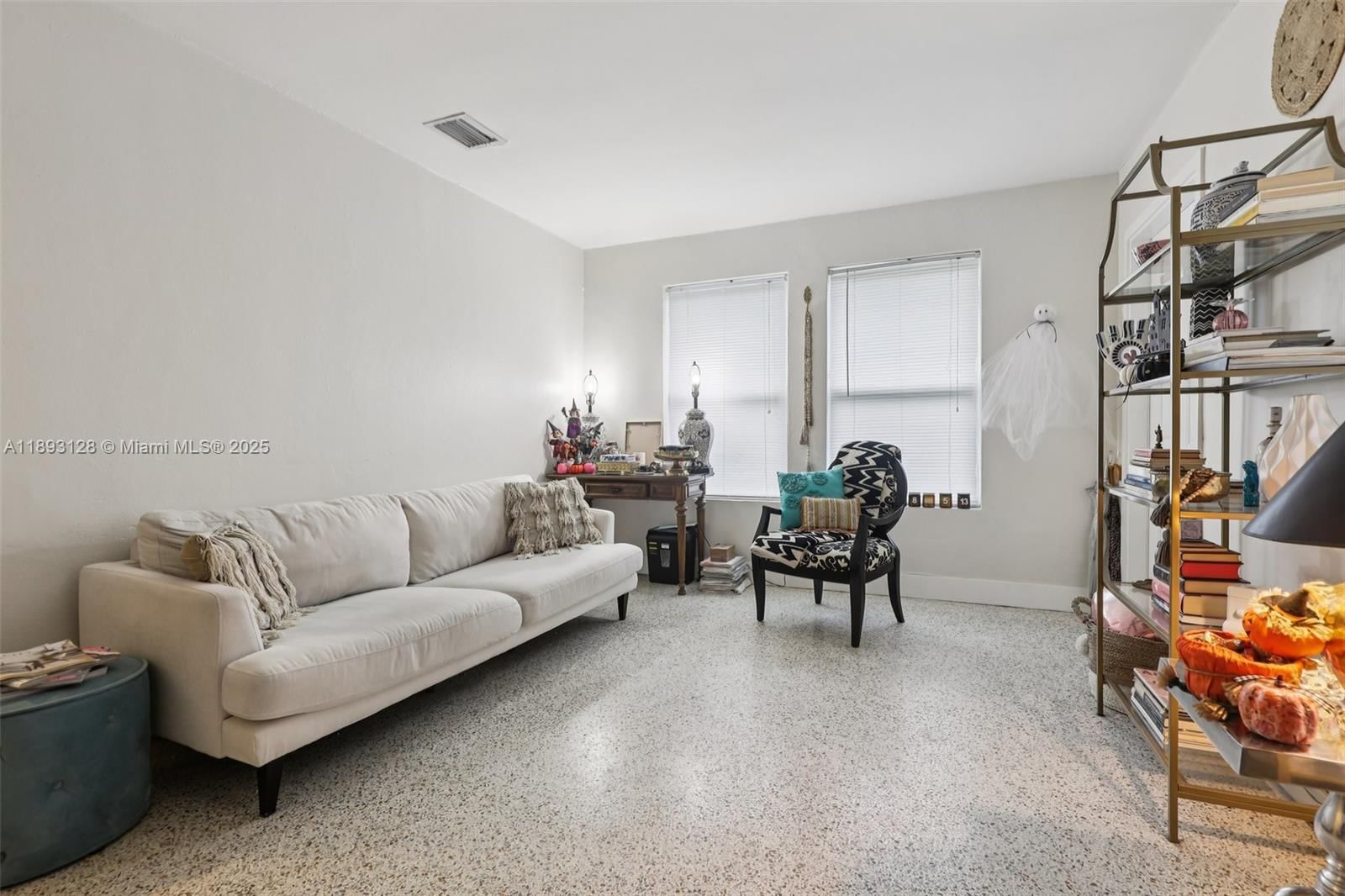 Real estate property located at 3300 9th Ter, Miami-dade, Tamiami Pines, Miami, FL