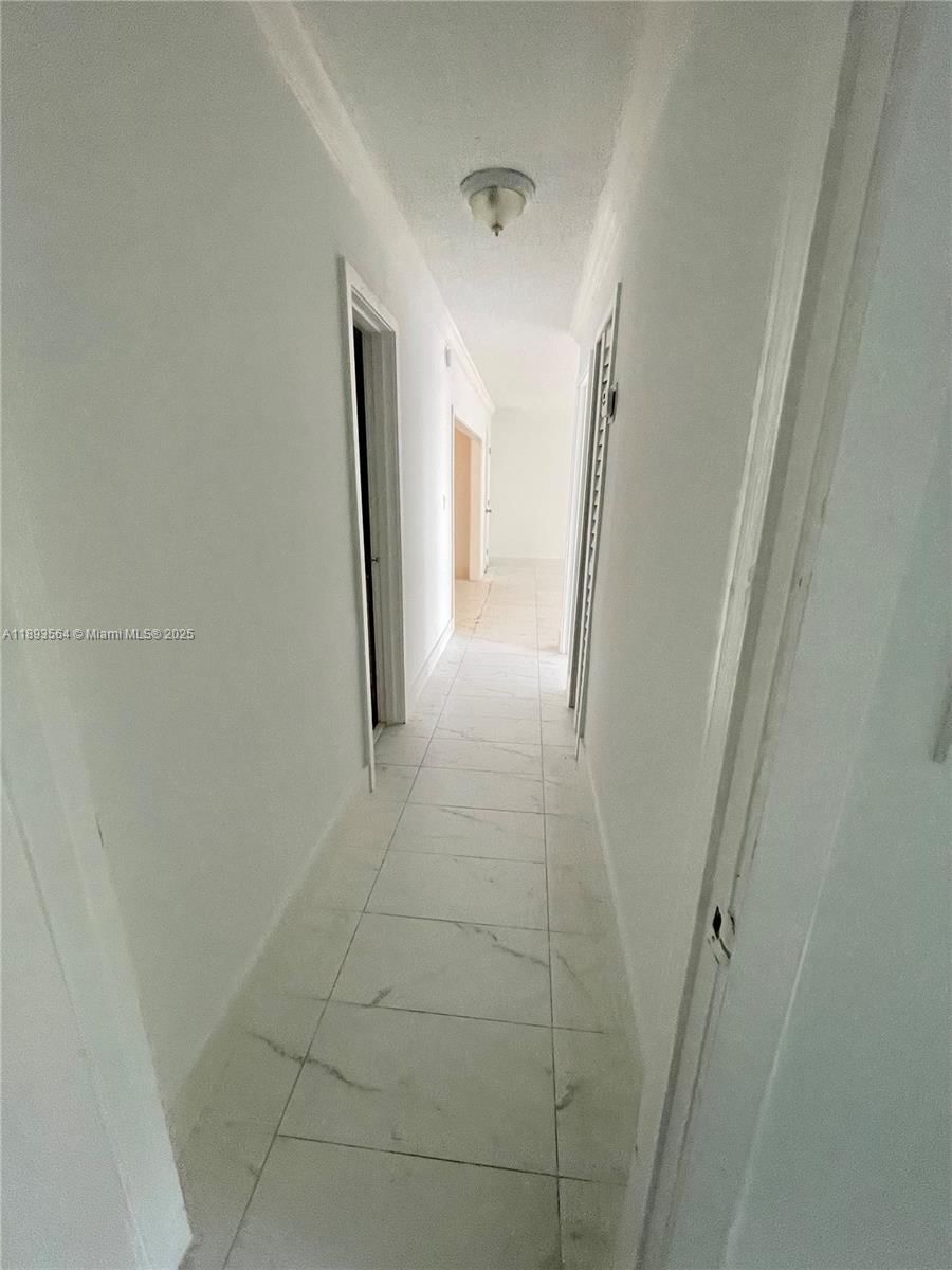 Real estate property located at 4660 79th Ave #1B, Miami-dade, Doral Gardens Condo, Doral, FL