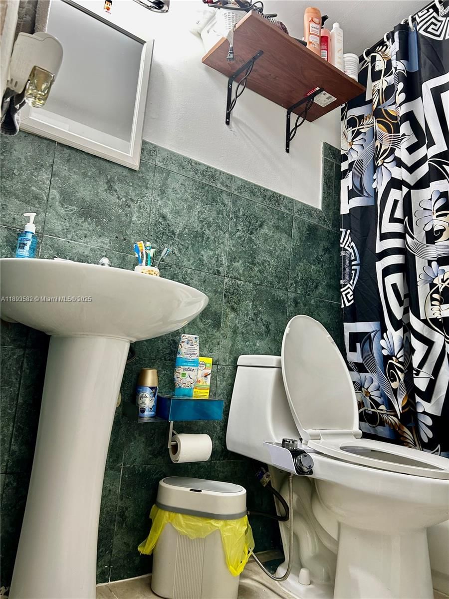 Real estate property located at 2918 Funston St #29B, Broward, Town Colony Condo, Hollywood, FL