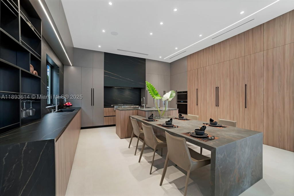 Real estate property located at 9900 125th Ave, Miami-dade, Miami, Miami, FL