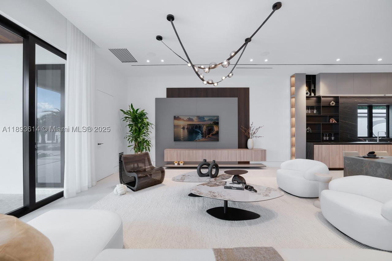 Real estate property located at 9900 125th Ave, Miami-dade, Miami, Miami, FL