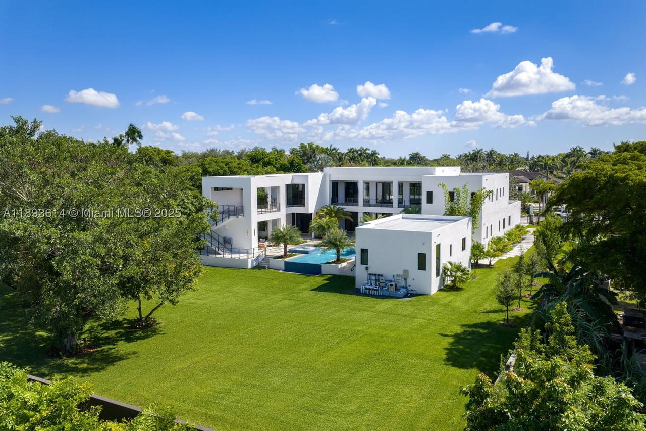 Real estate property located at 9900 125th Ave, Miami-dade, Miami, Miami, FL