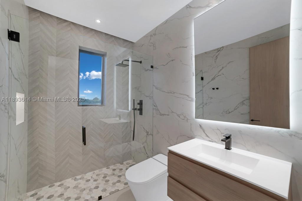 Real estate property located at 9900 125th Ave, Miami-dade, Miami, Miami, FL