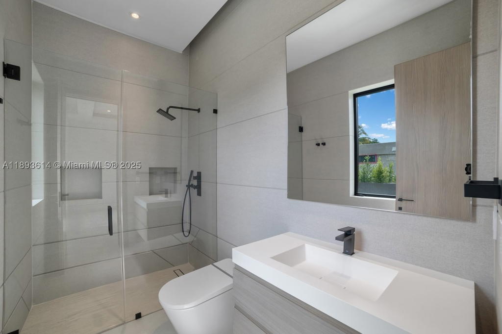 Real estate property located at 9900 125th Ave, Miami-dade, Miami, Miami, FL