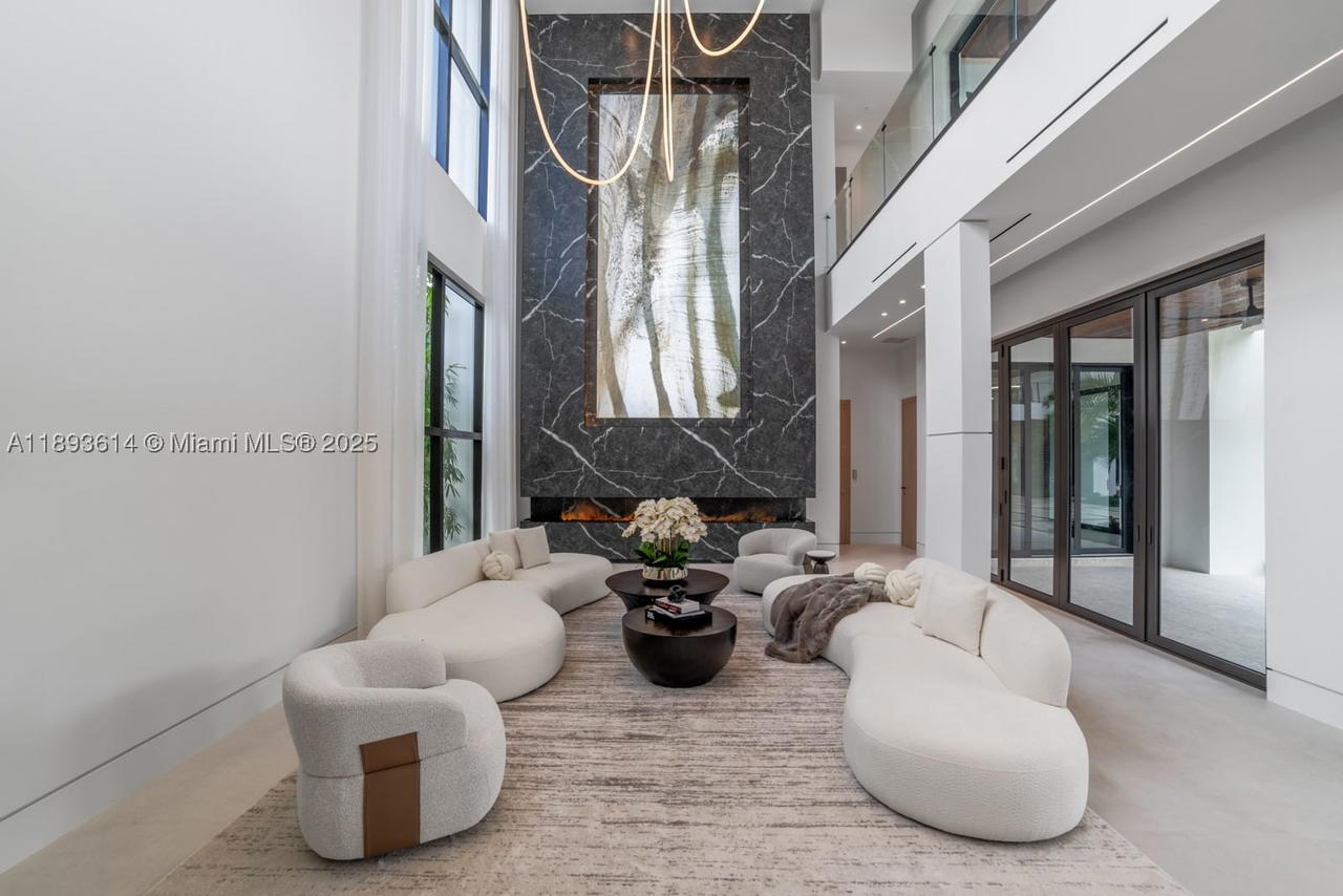 Real estate property located at 9900 125th Ave, Miami-dade, Miami, Miami, FL