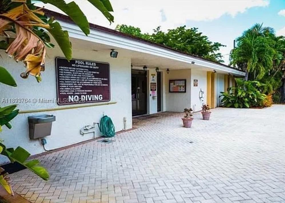 Real estate property located at 5570 44th St #312A, Broward, Inverwood Condo, Lauderhill, FL