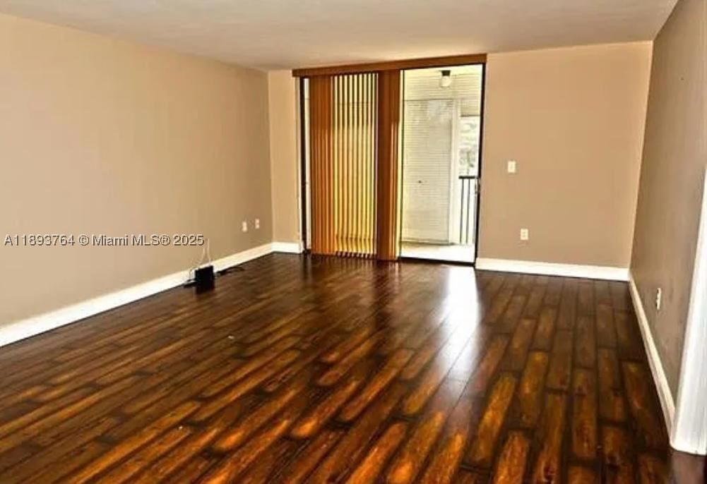 Real estate property located at 5570 44th St #312A, Broward, Inverwood Condo, Lauderhill, FL