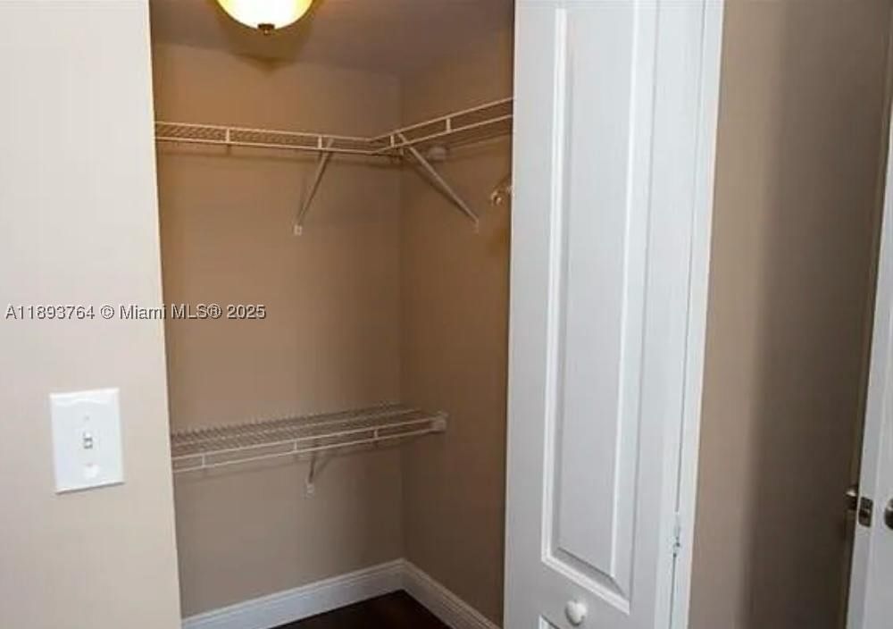 Real estate property located at 5570 44th St #312A, Broward, Inverwood Condo, Lauderhill, FL