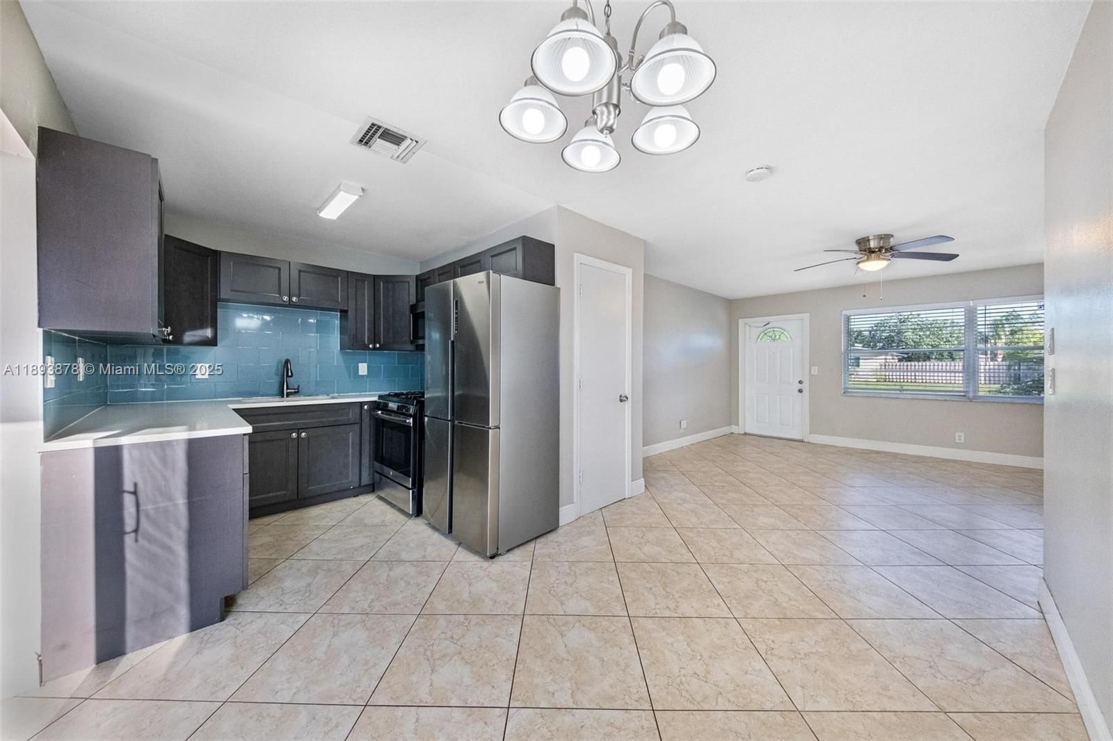 Real estate property located at 3589 Island Rd, Palm Beach, Palm Beach Cabana Colony, Palm Beach Gardens, FL