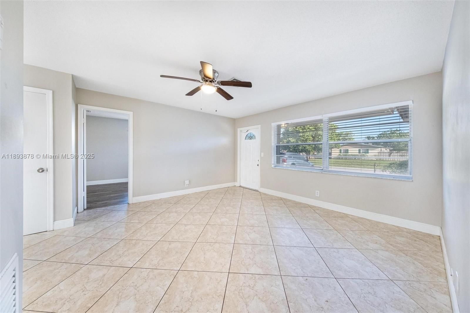 Real estate property located at 3589 Island Rd, Palm Beach, Palm Beach Cabana Colony, Palm Beach Gardens, FL