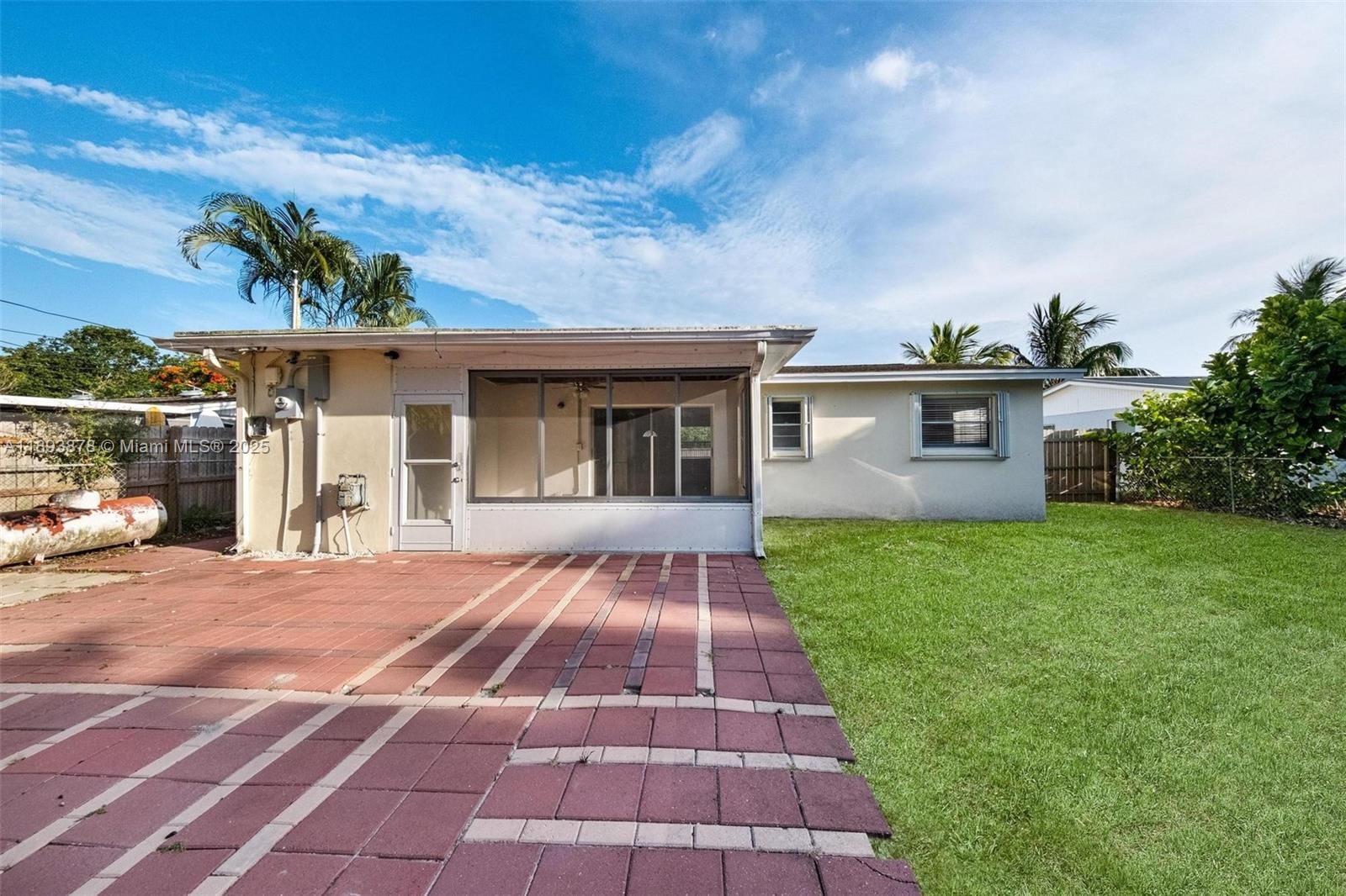 Real estate property located at 3589 Island Rd, Palm Beach, Palm Beach Cabana Colony, Palm Beach Gardens, FL