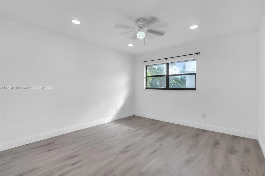 Real estate property located at 2306 52nd Ave #2306, Broward, Century Garden Condo, Lauderhill, FL