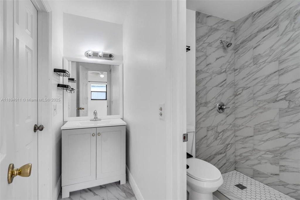 Real estate property located at 2306 52nd Ave #2306, Broward, Century Garden Condo, Lauderhill, FL