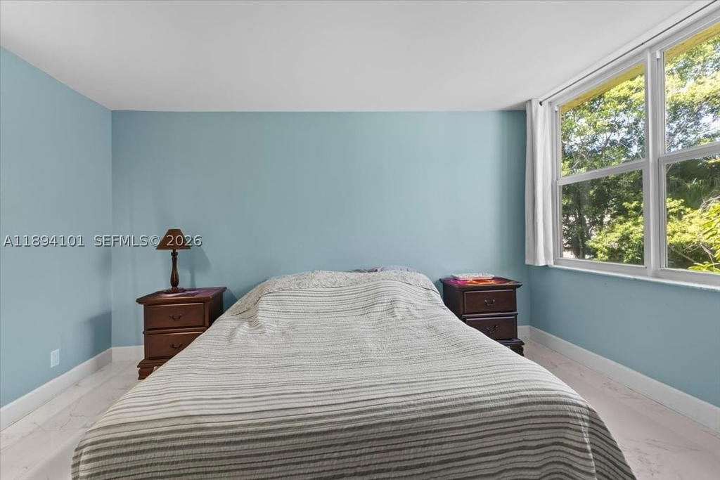 Real estate property located at 9450 Live Oak Pl #109, Broward, Live Oak Condo Seven, Davie, FL