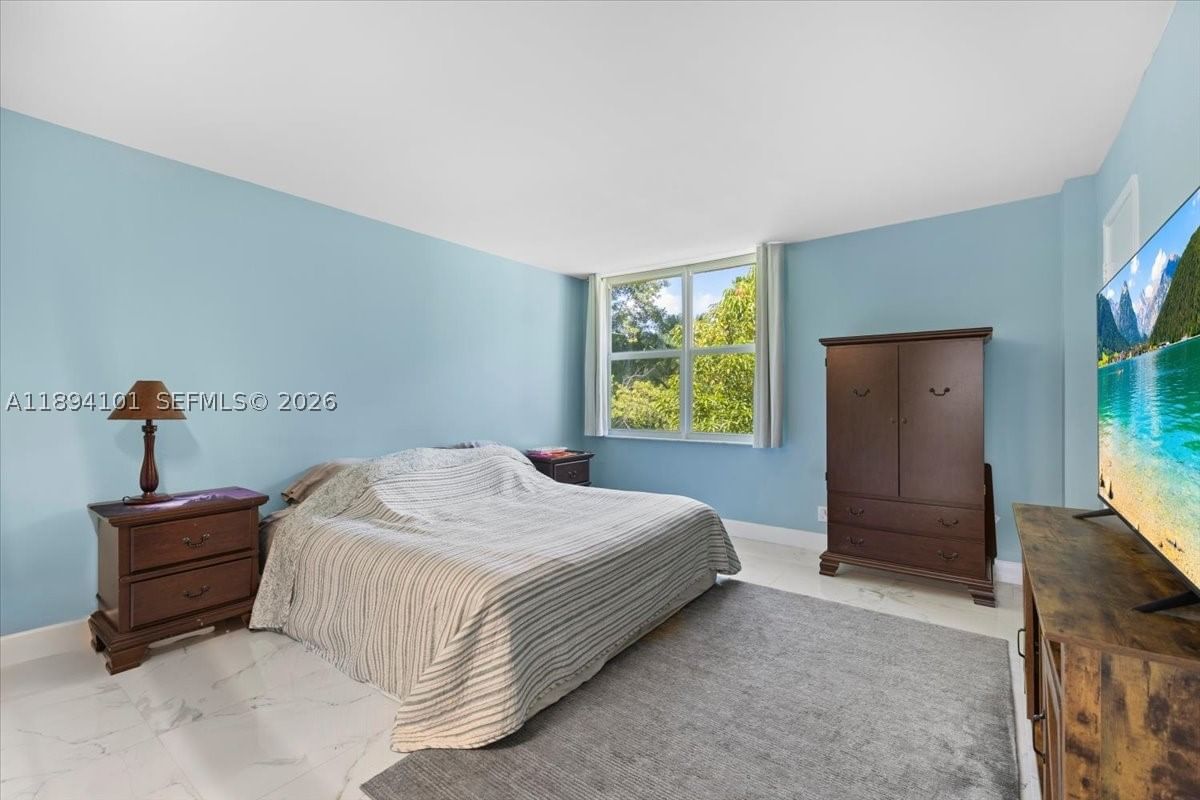 Real estate property located at 9450 Live Oak Pl #109, Broward, Live Oak Condo Seven, Davie, FL
