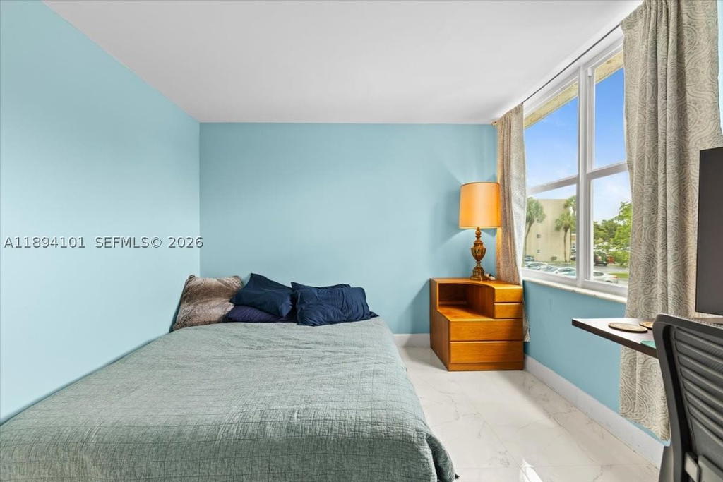 Real estate property located at 9450 Live Oak Pl #109, Broward, Live Oak Condo Seven, Davie, FL