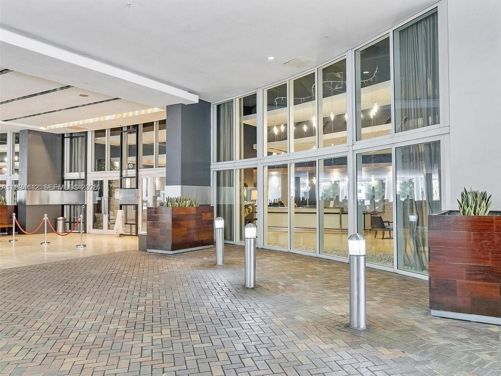 Real estate property located at 60 13th St #2500, Miami-dade, Infinity At Brickell Condo, Miami, FL